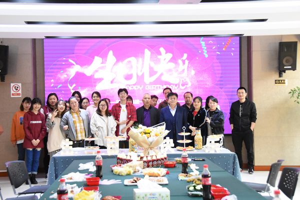 “感恩有你，携手同行”！澳洲10手机平台举办2022年一季度员工集体生日会